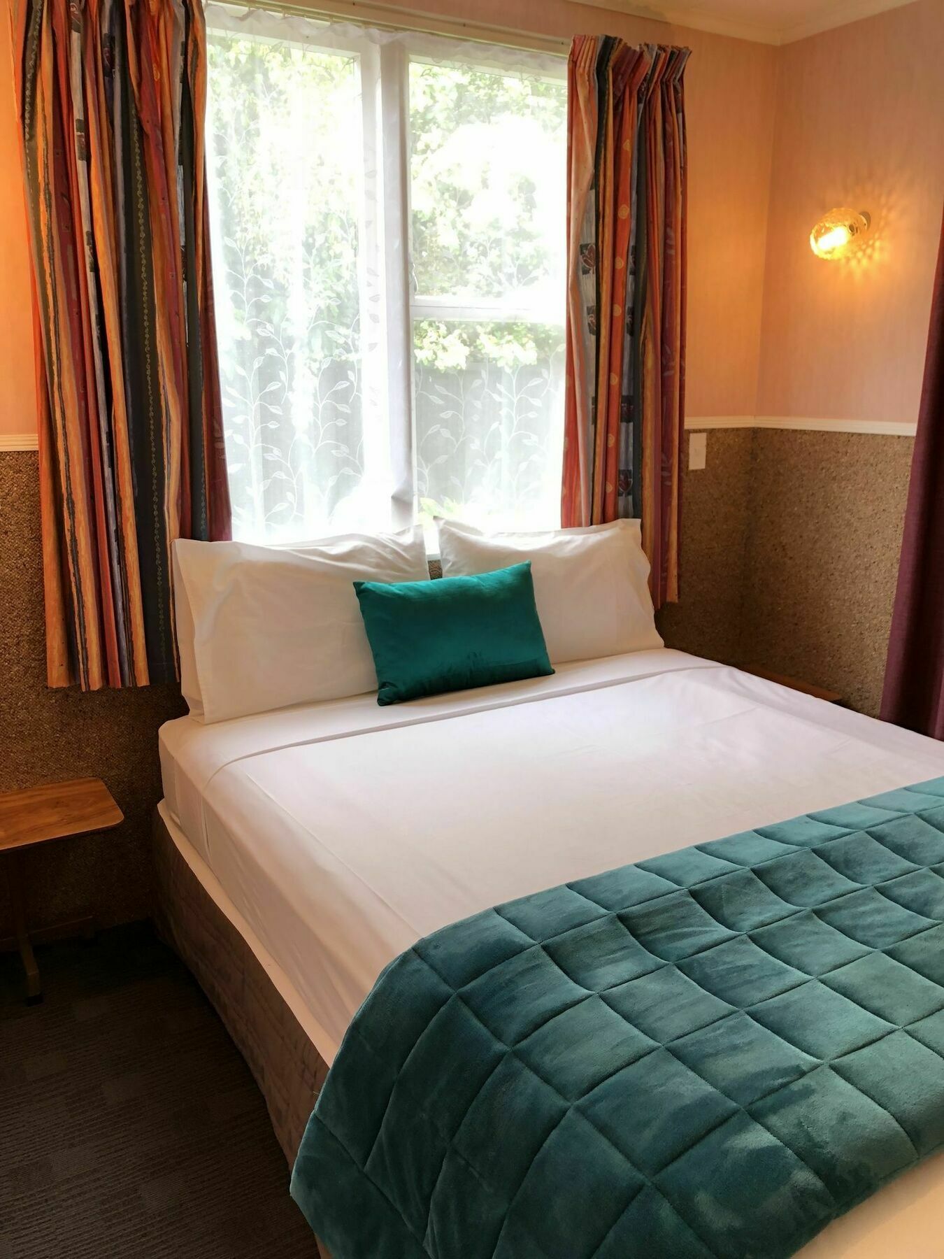 تاوبو Dunrovin Motel المظهر الخارجي الصورة